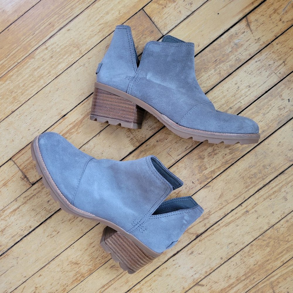 Sorel Cate Cut-Out Bootie Gray Size 7.5